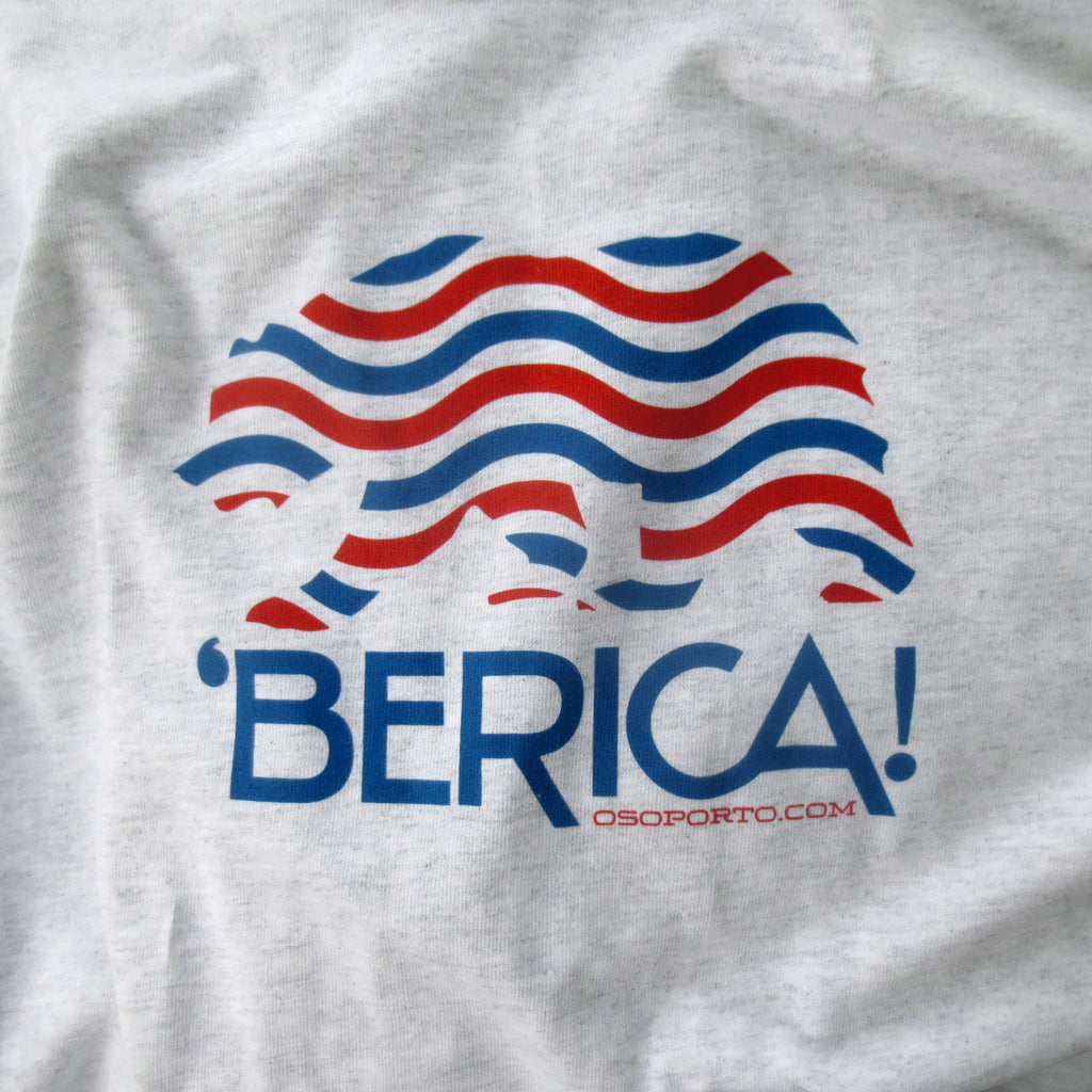 California Bear is USA flag stripes 'Berica t-shirt